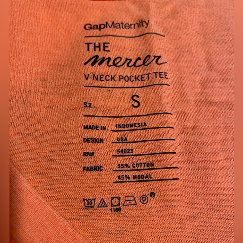 Gap Maternity V-neck Short Sleeve Pocket Tees - Set of 3 - Picture 10 of 12